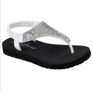 Sketchers Yoga Foam Crystal Embellished Sandals
